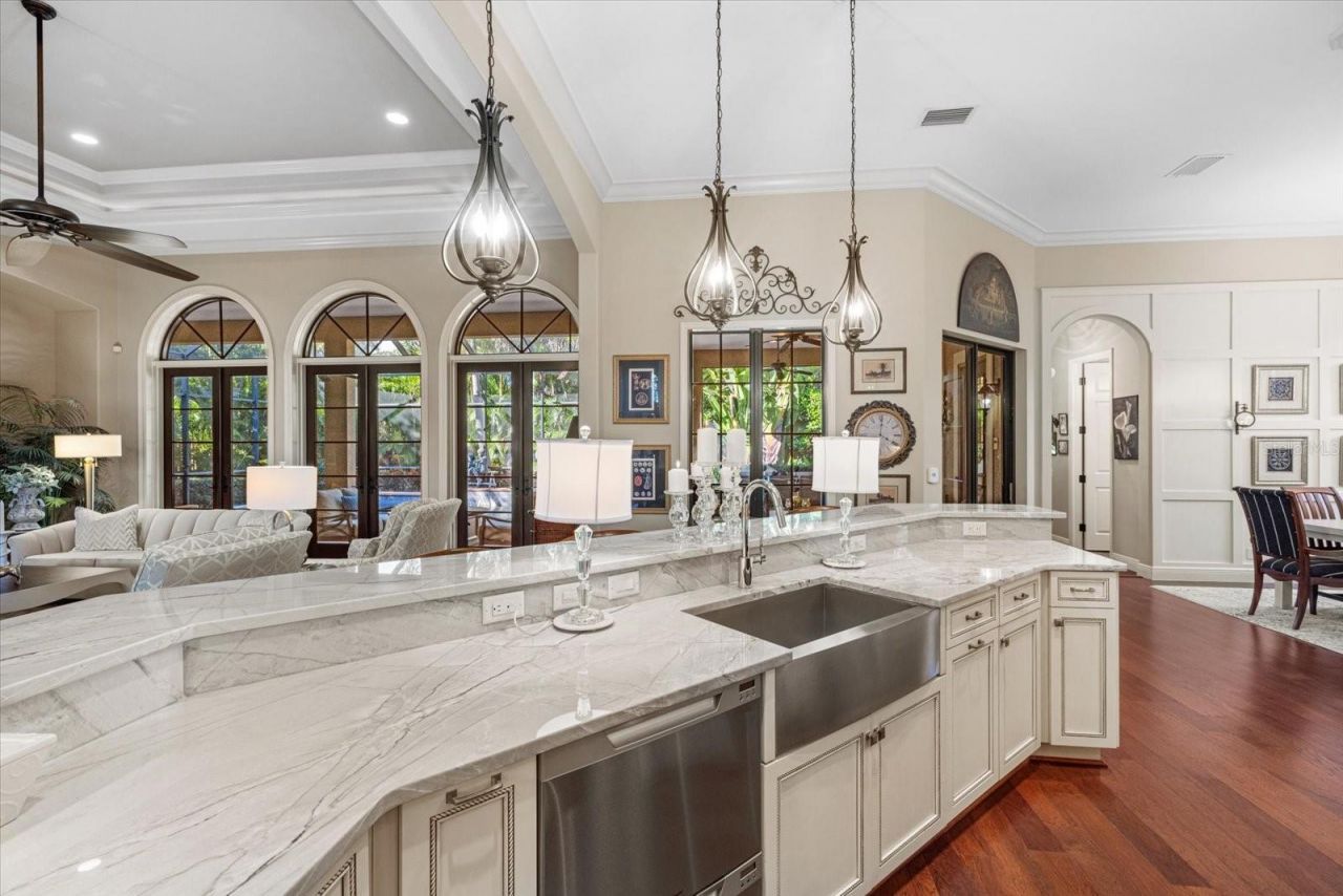 612 Armada Road S, Venice, FL 34285 Photo