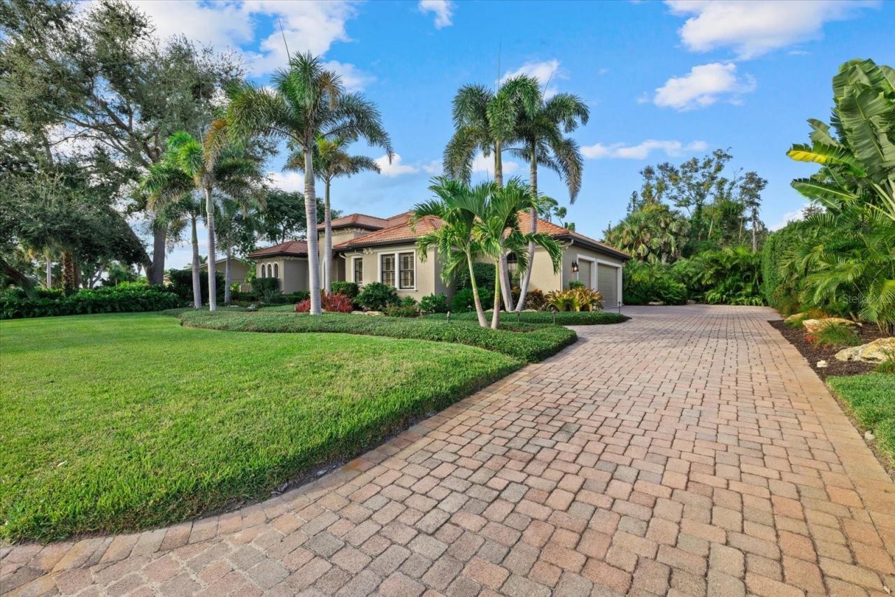 612 Armada Road S, Venice, FL 34285 Photo