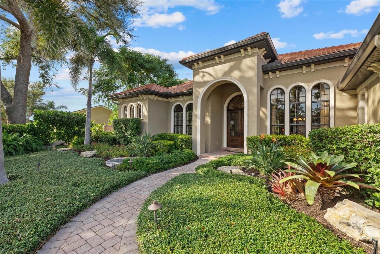 612 Armada Road S, Venice, FL 34285 Photo