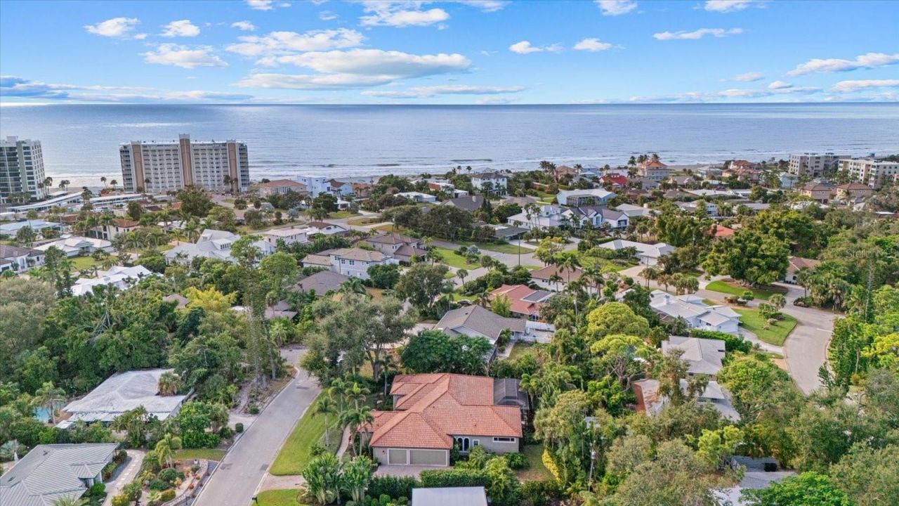 612 Armada Road S, Venice, FL 34285 Photo