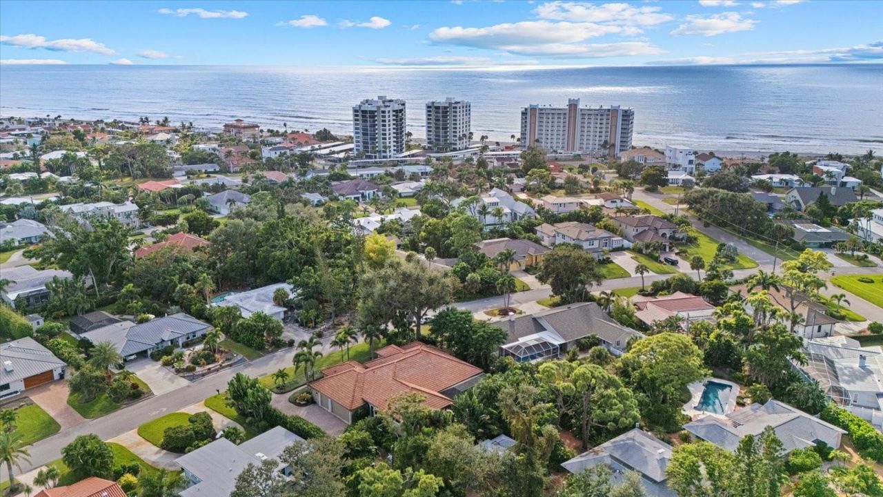 612 Armada Road S, Venice, FL 34285 Photo