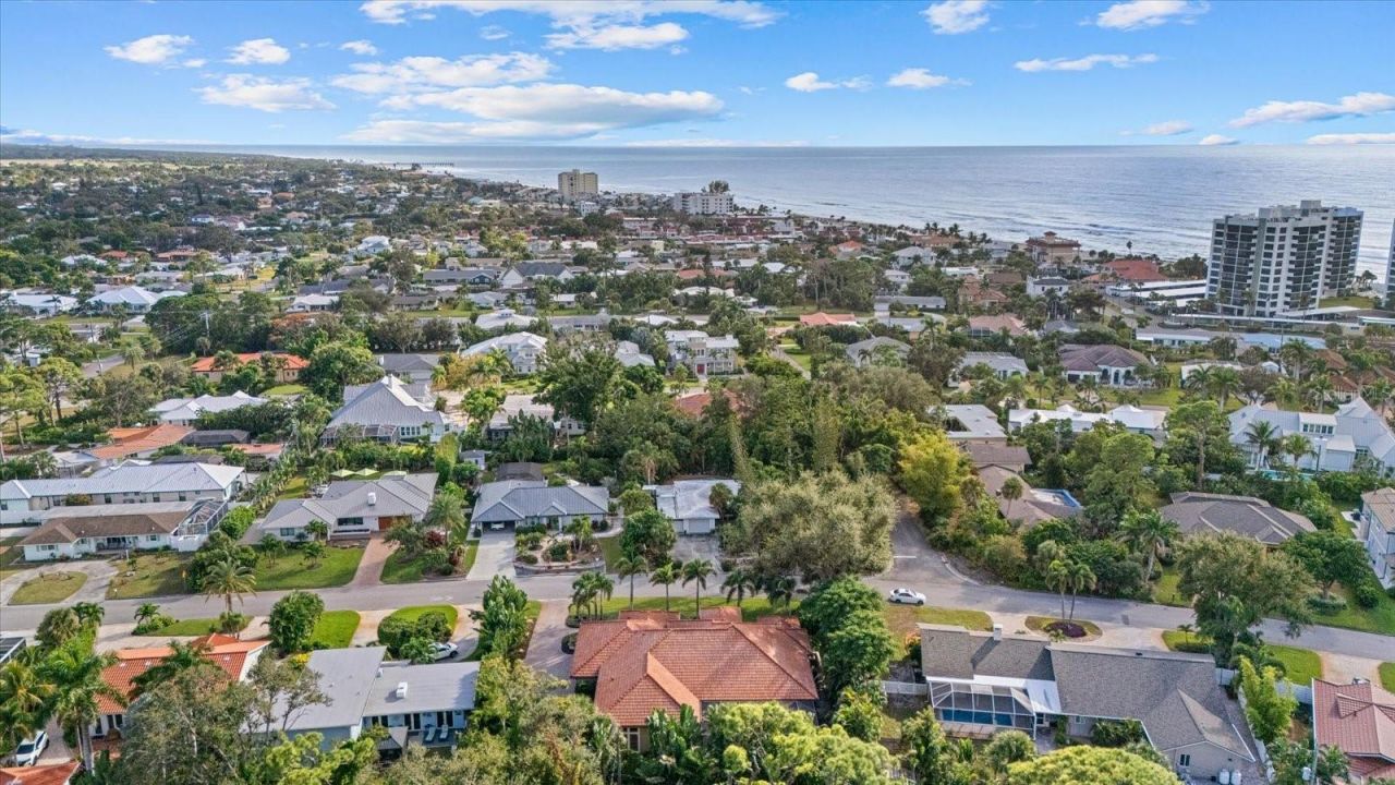 612 Armada Road S, Venice, FL 34285 Photo