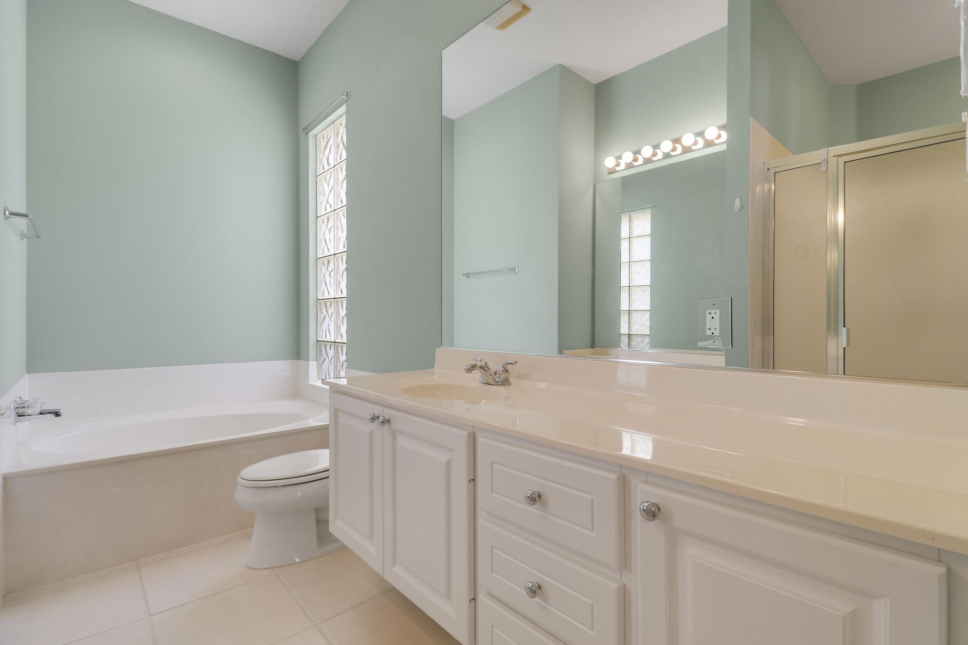 805 Niemen Drive, Palm Beach Gardens, FL 33410 Photo