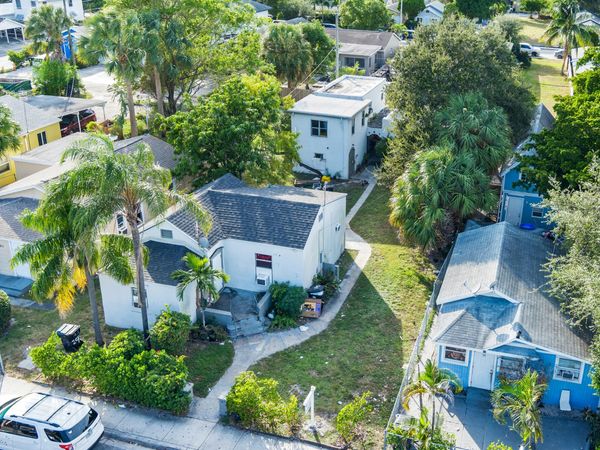 19 S E Street, Lake Worth Beach, FL 33460