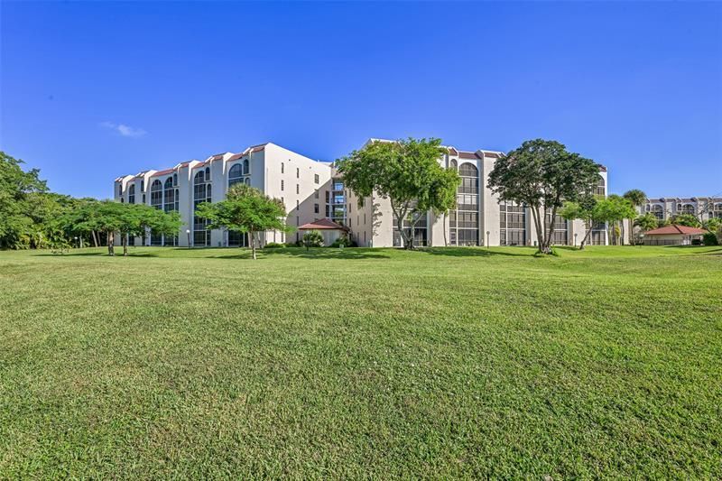 3591 Environ Boulevard, Unit A305, Lauderhill, FL 33319 Photo