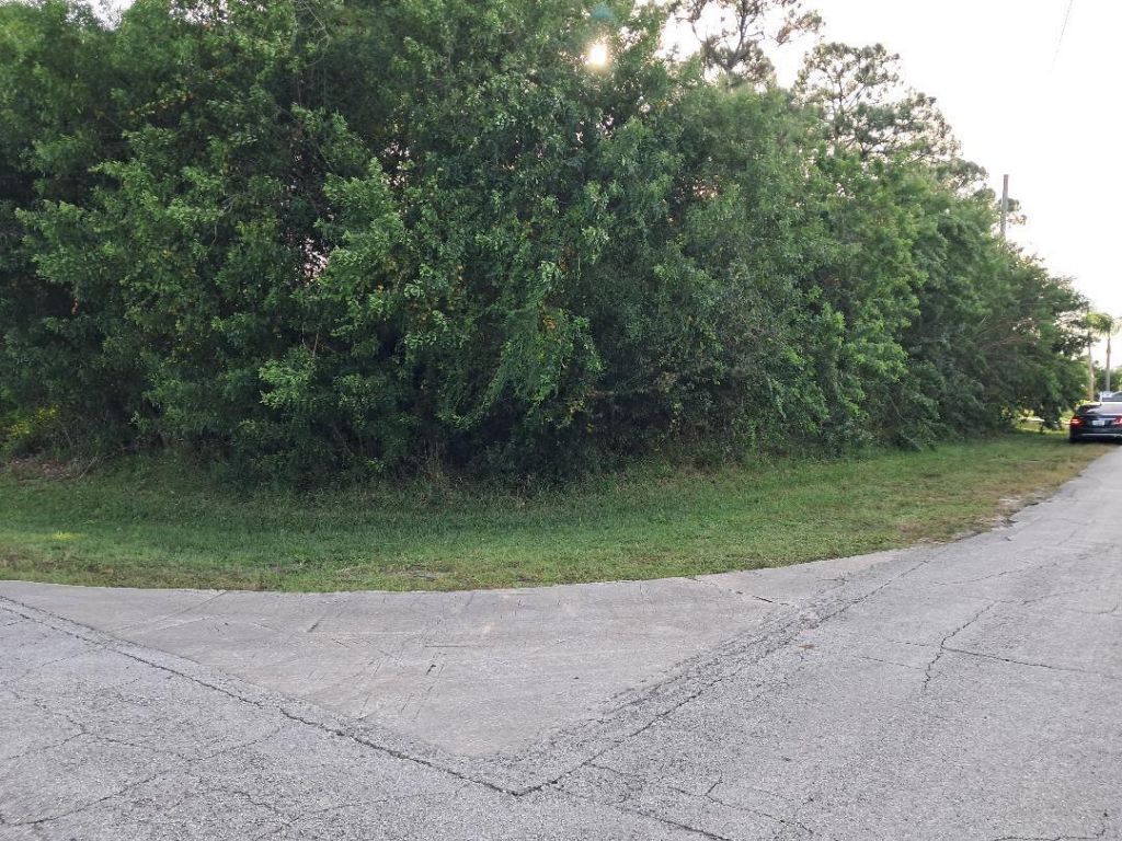 360 SW Undallo Road, Port Saint Lucie, FL 34953 Photo