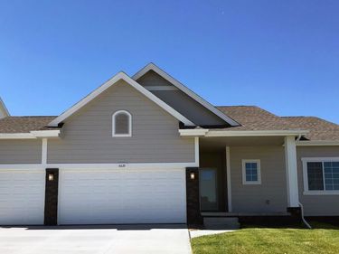 11212 Grebe Street, Omaha, NE 68142