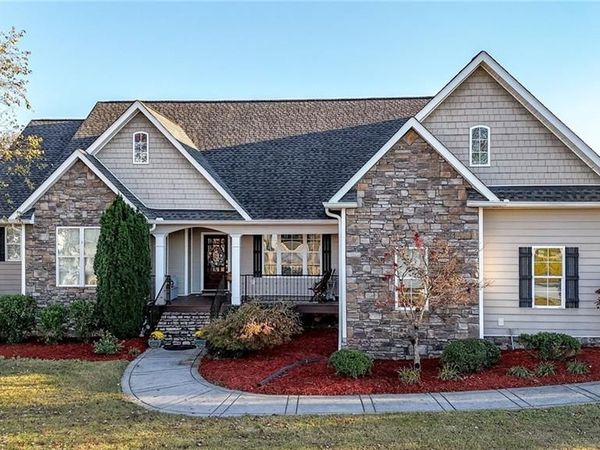 127 Telluride Trail NE, Calhoun, GA 30701