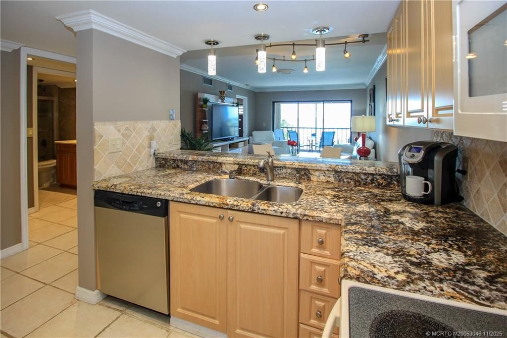 4720 NE Sandpebble Trace, Unit 403, Stuart, FL 34996 Photo