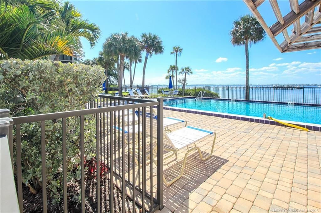4720 NE Sandpebble Trace, Unit 403, Stuart, FL 34996 Photo