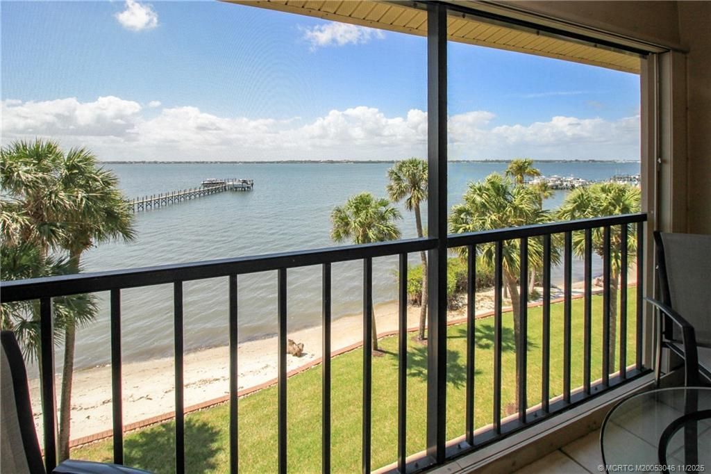 4720 NE Sandpebble Trace, Unit 403, Stuart, FL 34996 Photo