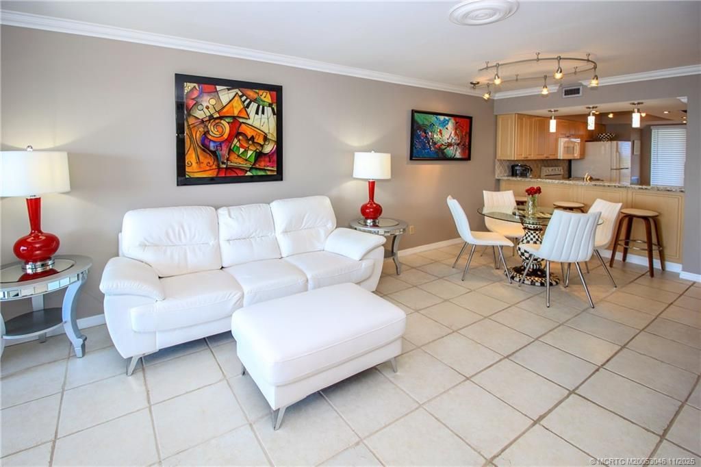 4720 NE Sandpebble Trace, Unit 403, Stuart, FL 34996 Photo