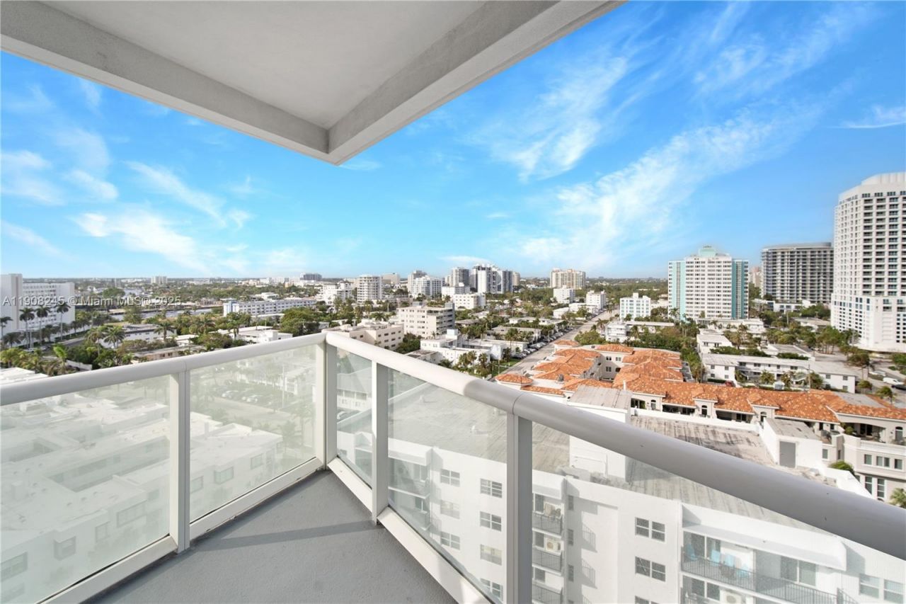 3101 Bayshore Dr, Unit 1102, Fort Lauderdale, FL 33304 Photo