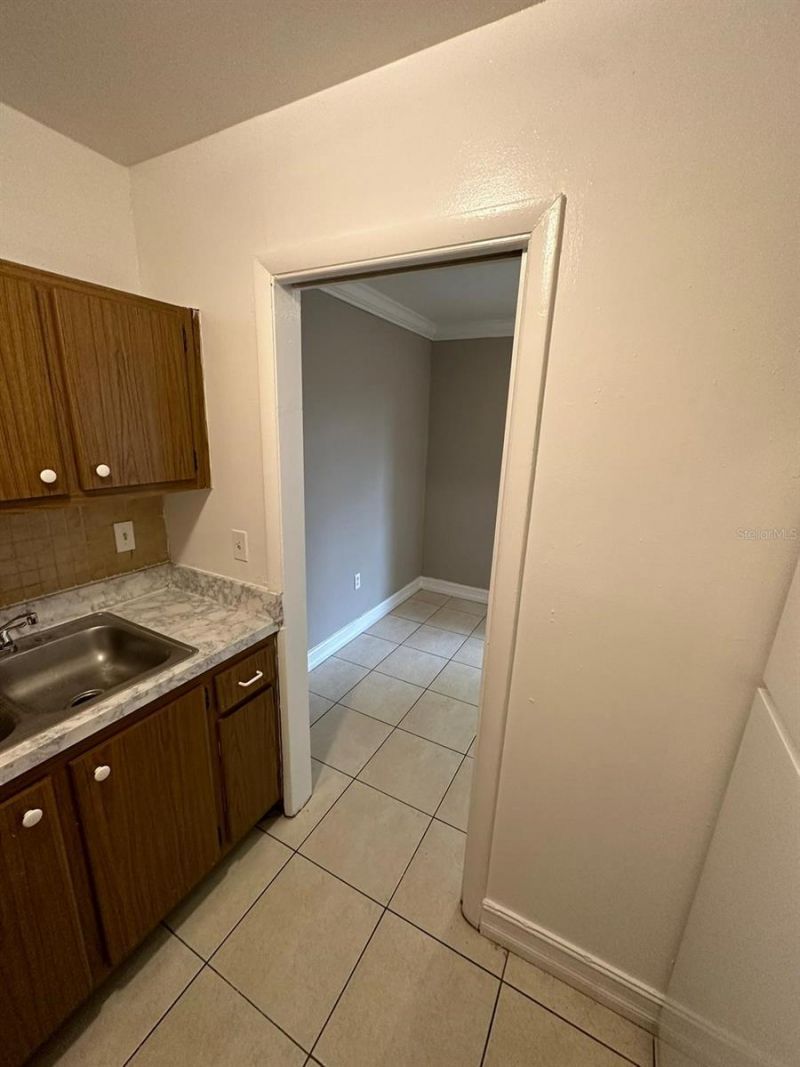 1830 Maravilla Avenue, Unit 210, Fort Myers, FL 33901 Photo