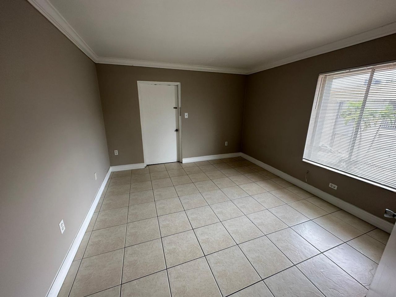 1830 Maravilla Avenue, Unit 210, Fort Myers, FL 33901 Photo