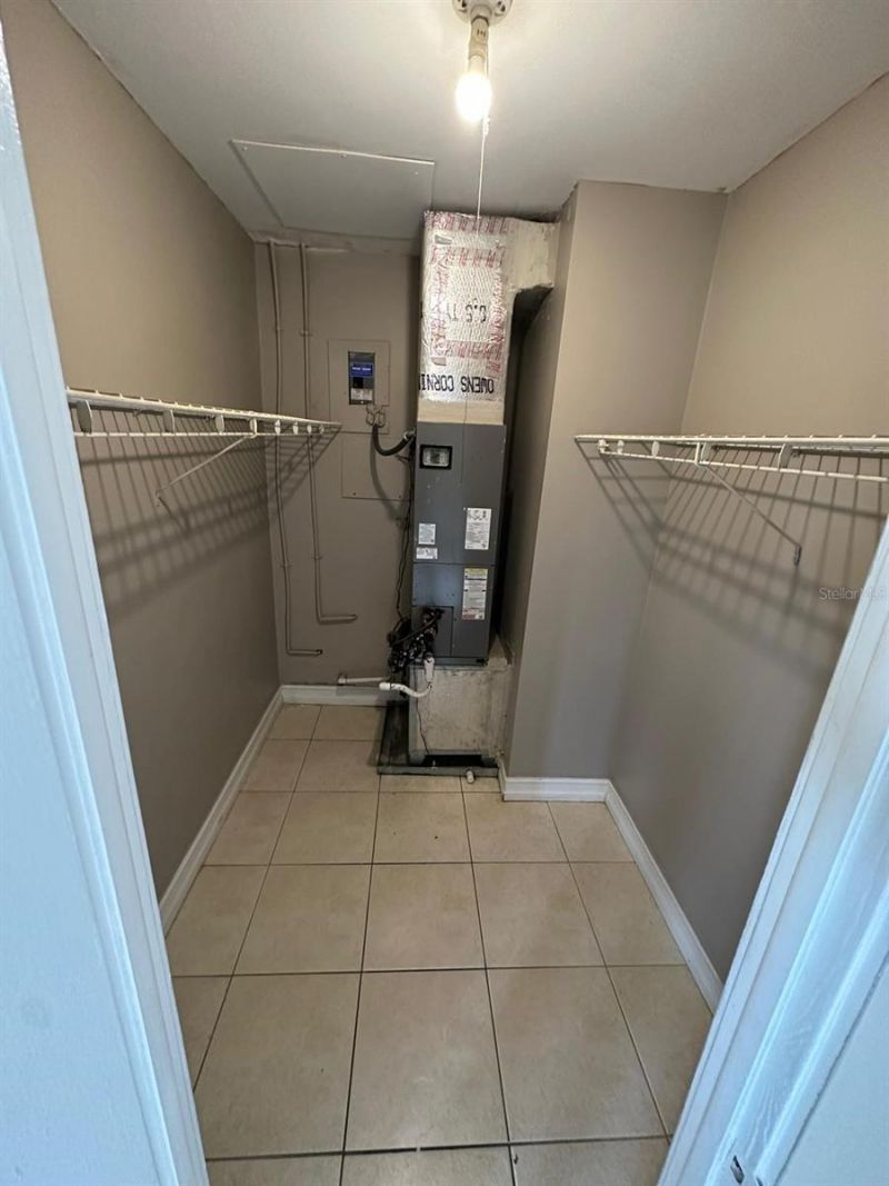 1830 Maravilla Avenue, Unit 210, Fort Myers, FL 33901 Photo