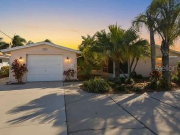 12612 4TH ISLE, HUDSON, FL 34667