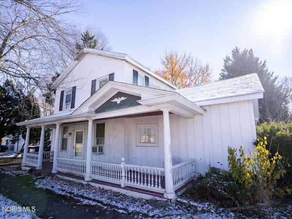 104 W High Street, Florida, OH 43545