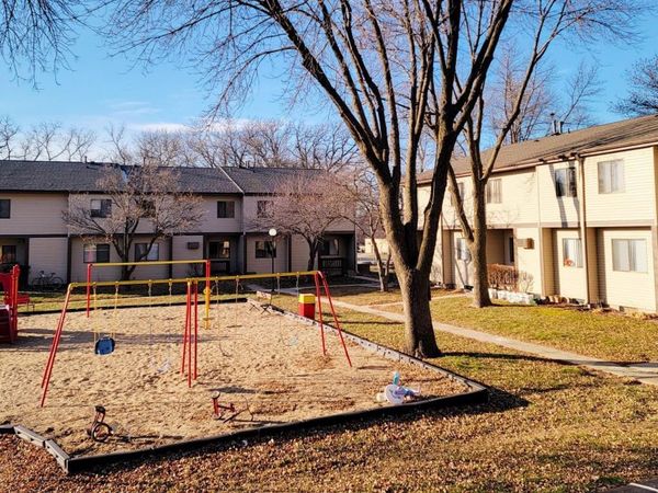 528 N Grant Street, Unit 206, Blue Earth, MN 56013