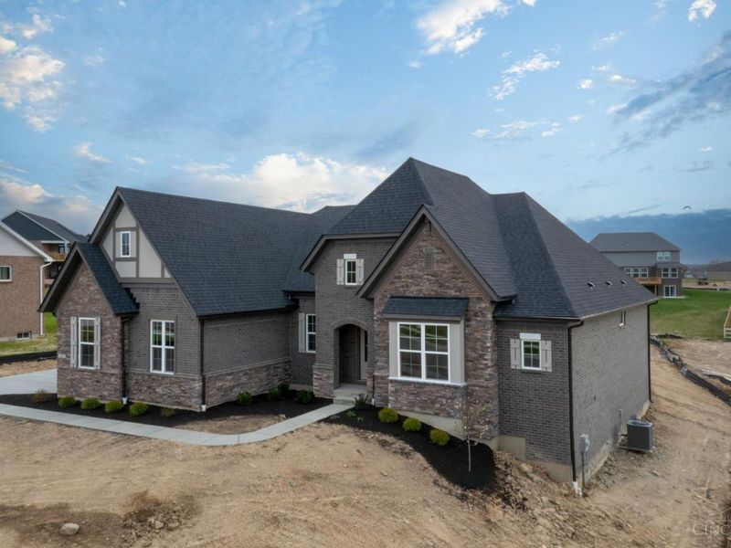 513 Shawn Drive, Monroe, OH 45044 Photo 2