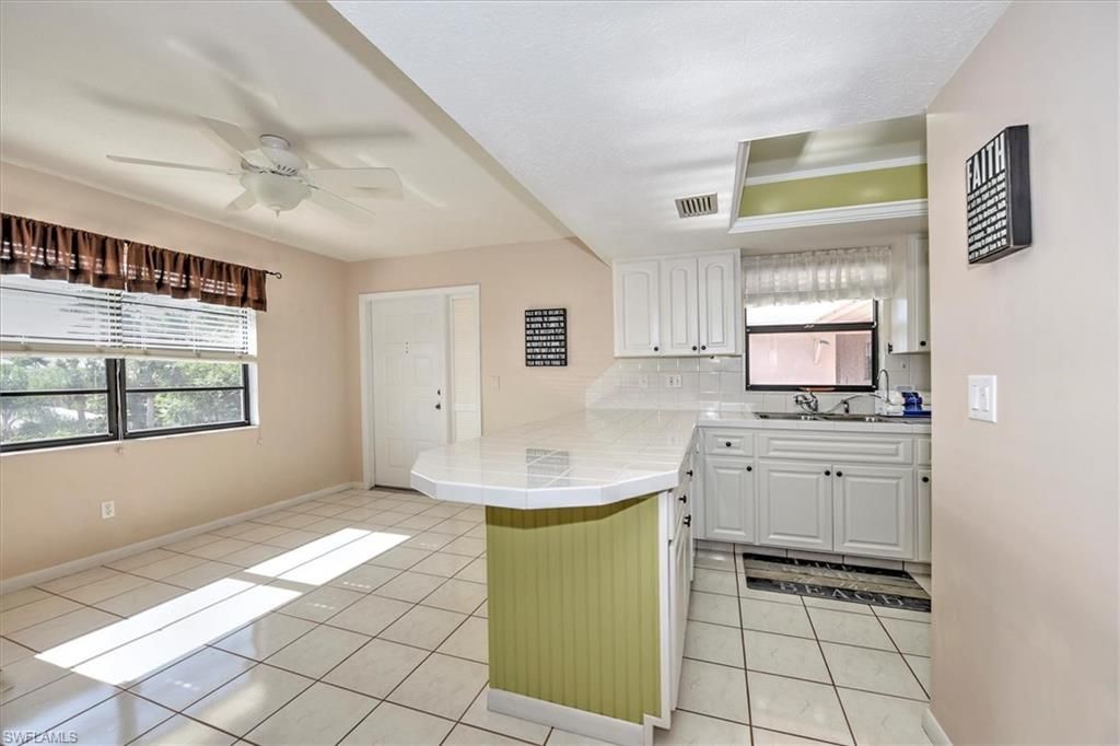 1835 Beach Pky, Unit 303, Cape Coral, FL 33904 Photo
