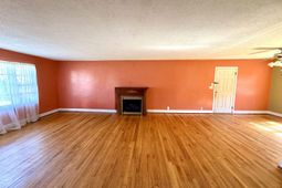 215 Mill Street photo 4