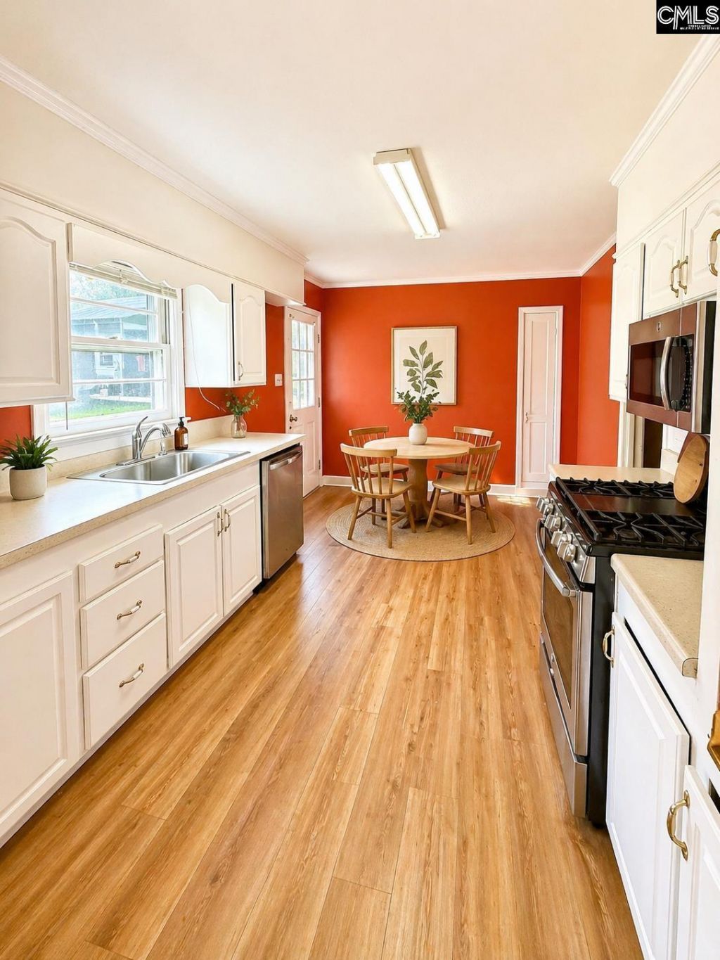 215 Mill Street Photo 5