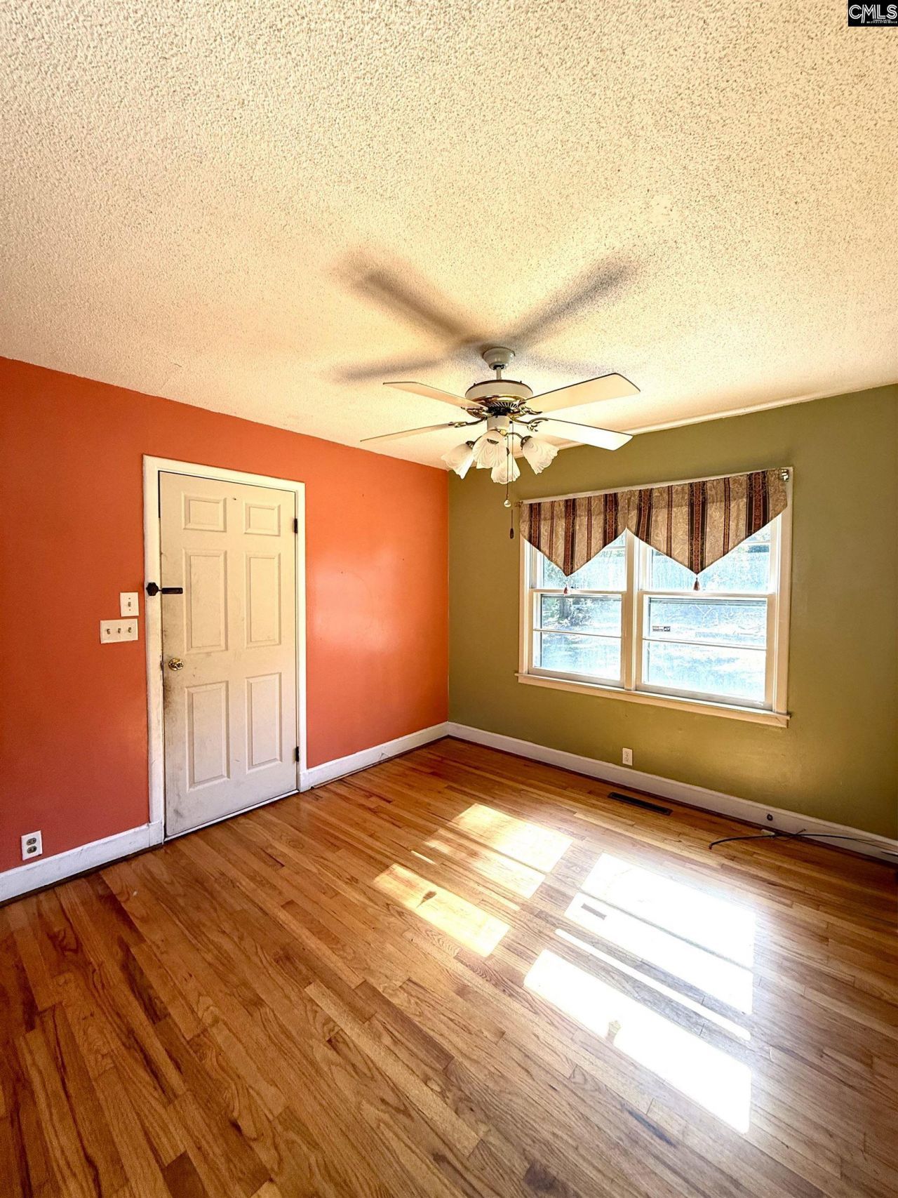 215 Mill Street Photo 5