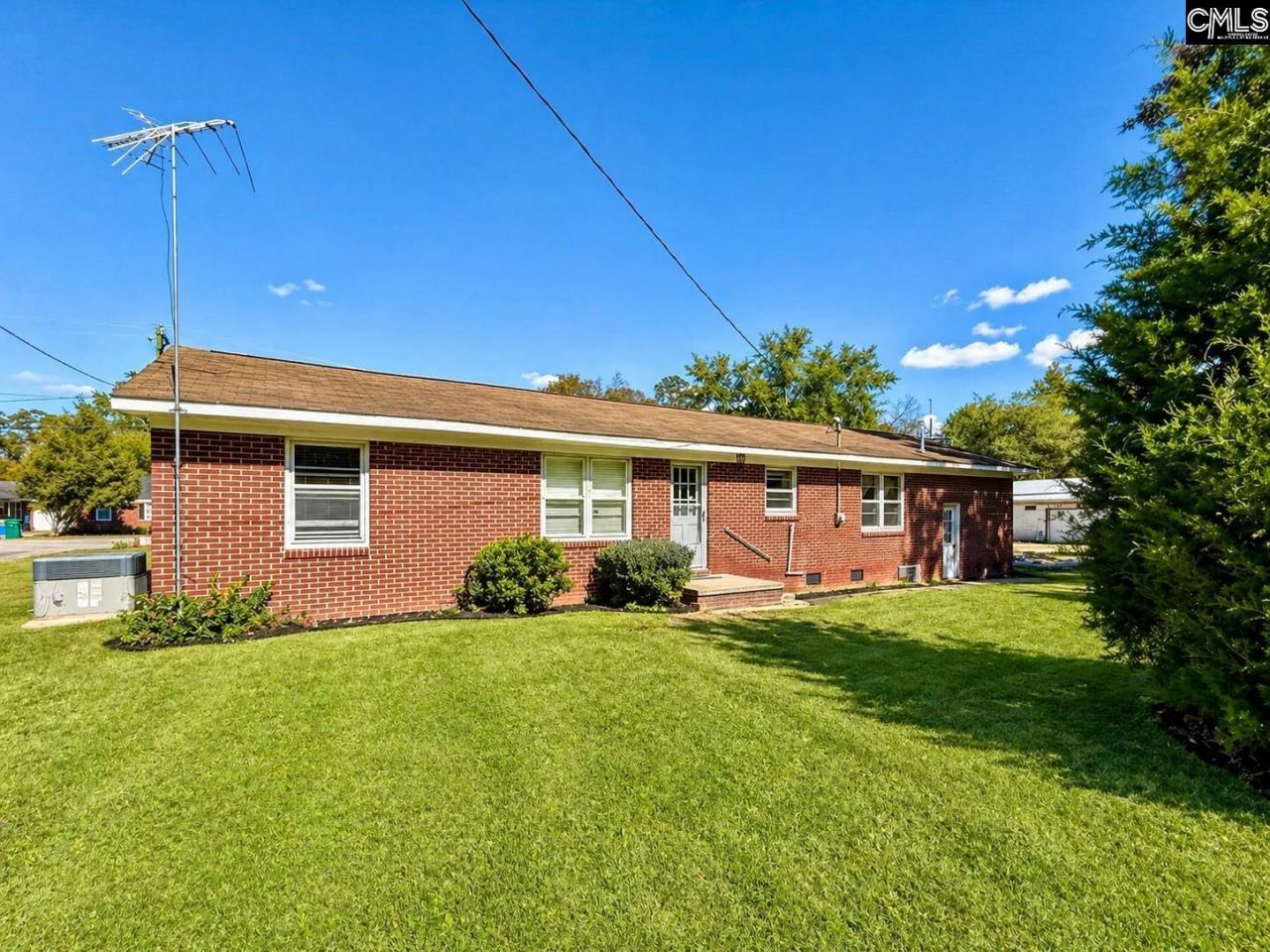 215 Mill Street Photo 9