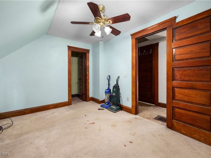 8606 Platten Avenue, Cleveland, OH 44102 Photo 17