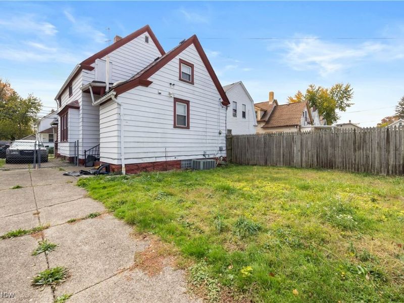 8606 Platten Avenue, Cleveland, OH 44102 Photo 25