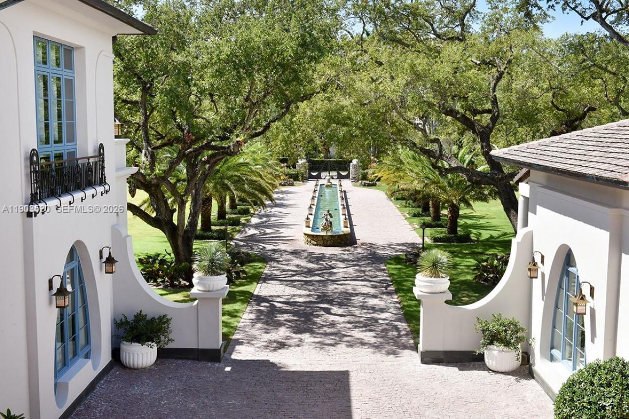 5771 SW 94th St, Pinecrest, FL 33156 Photo