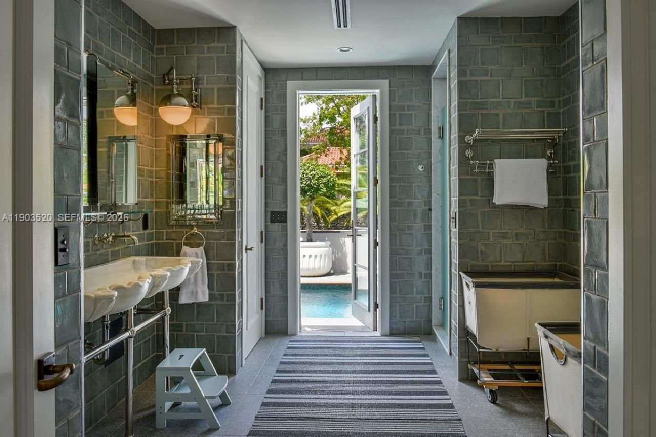 5771 SW 94th St, Pinecrest, FL 33156 Photo