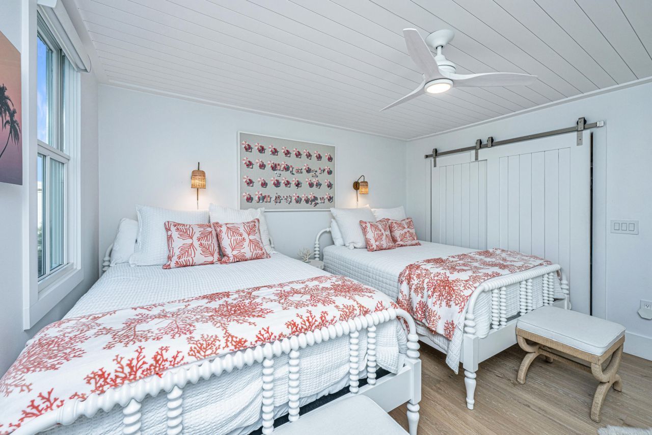 1666 B Marsh Harbor Lane Photo 17