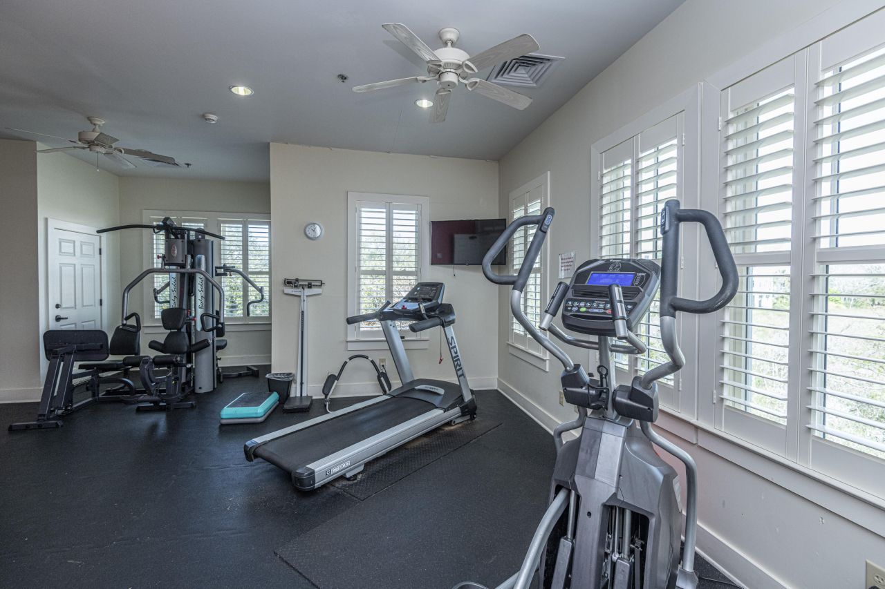 1666 B Marsh Harbor Lane Photo 27