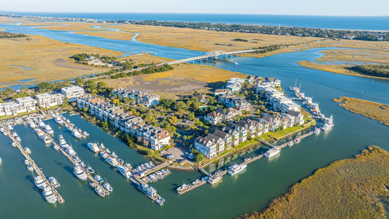 1666 B Marsh Harbor Lane Photo 4