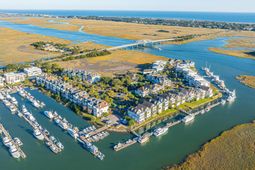 1666 B Marsh Harbor Lane photo 4