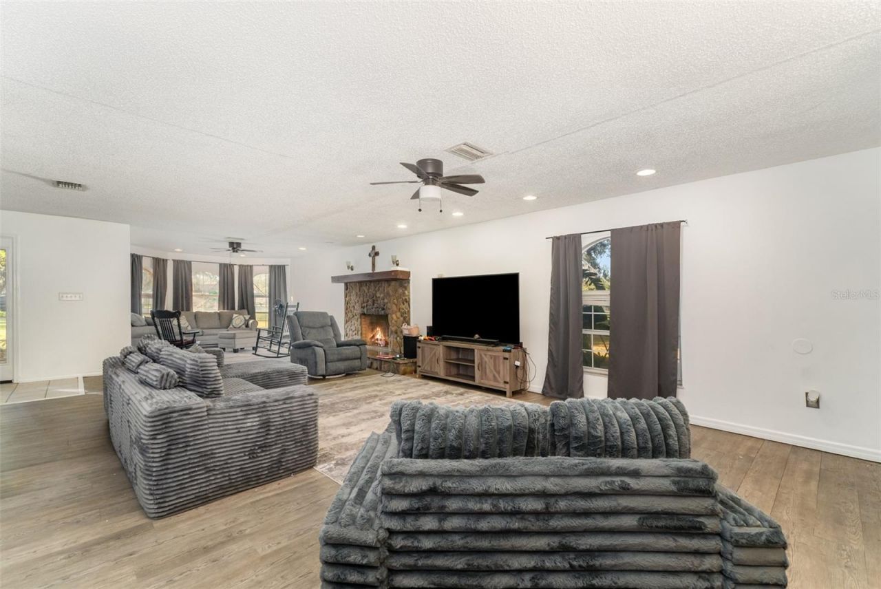 829 County Road 539, Sumterville, FL 33585 Photo