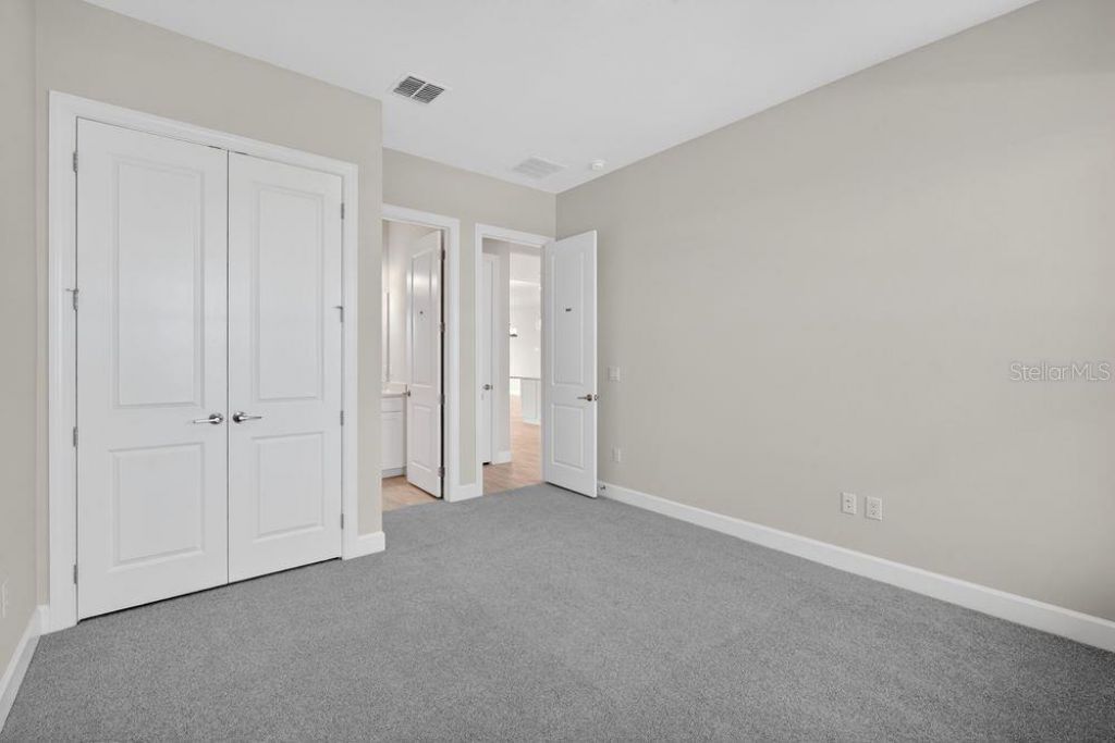 13716 Buchanan Drive, Palmetto, FL 34221 Photo
