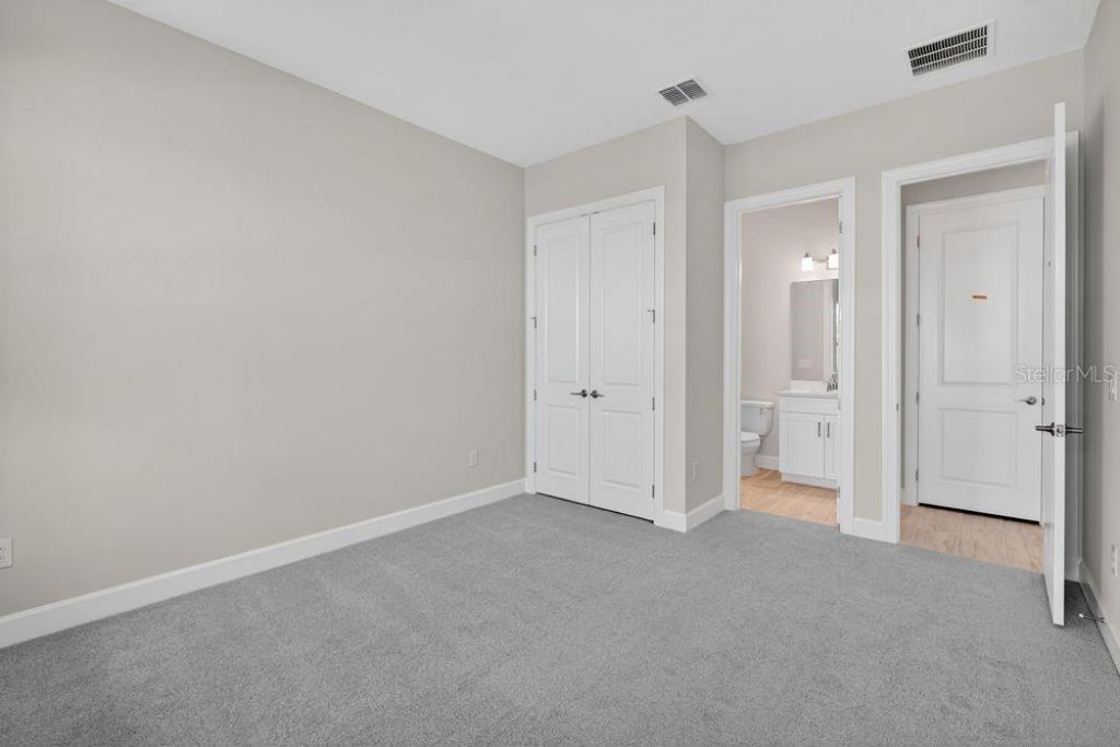 13716 Buchanan Drive, Palmetto, FL 34221 Photo