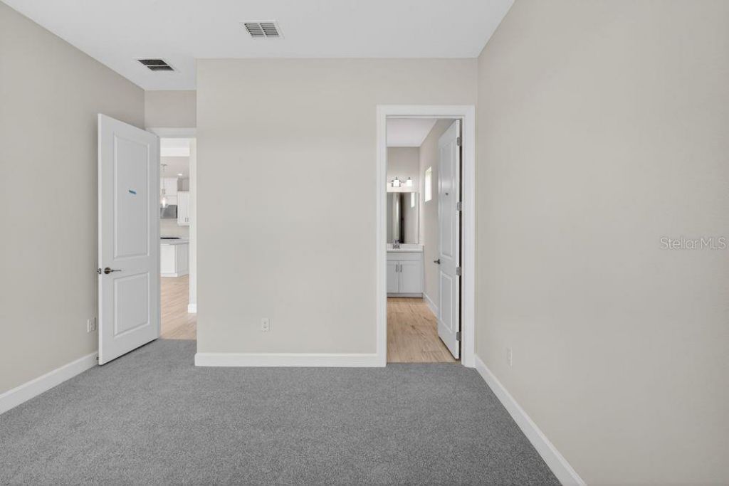 13716 Buchanan Drive, Palmetto, FL 34221 Photo
