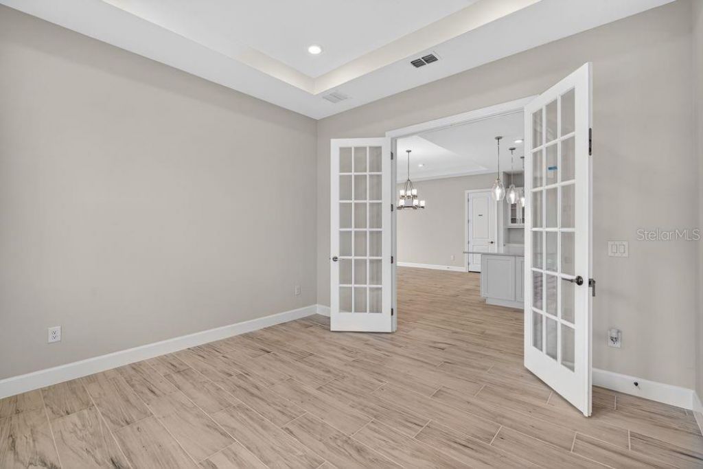 13716 Buchanan Drive, Palmetto, FL 34221 Photo