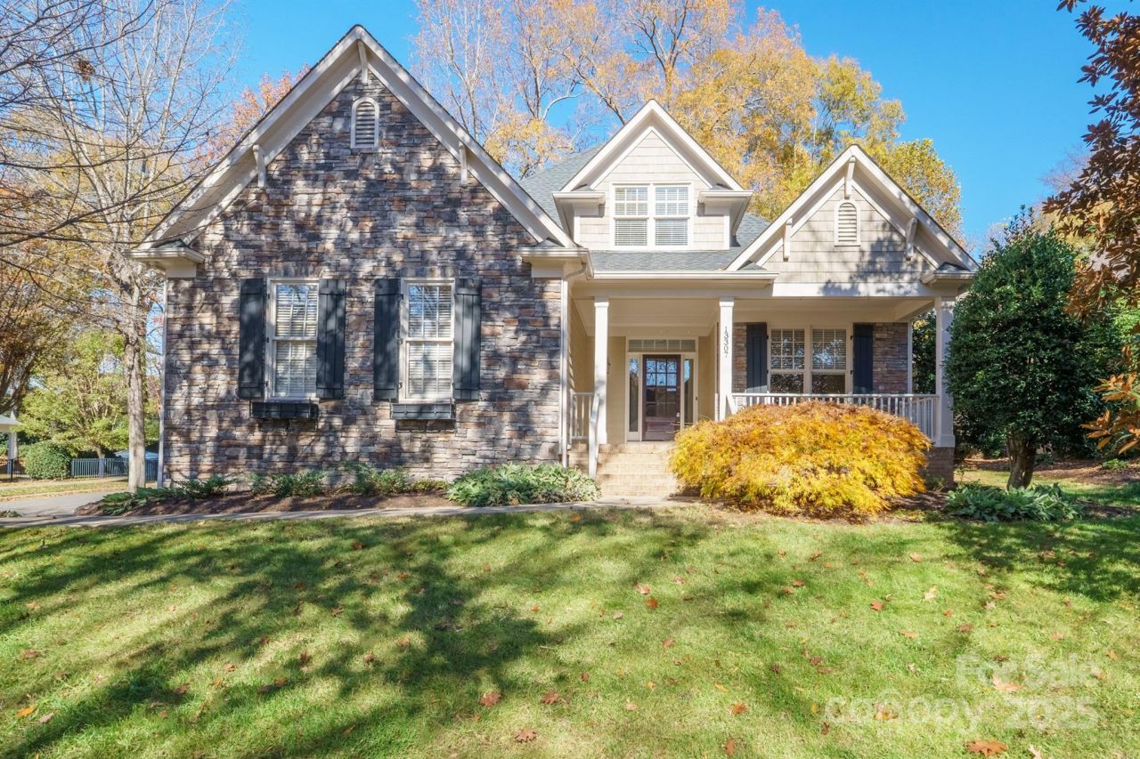13307 Robert Walker Drive, Davidson, NC 28036 Main Photo