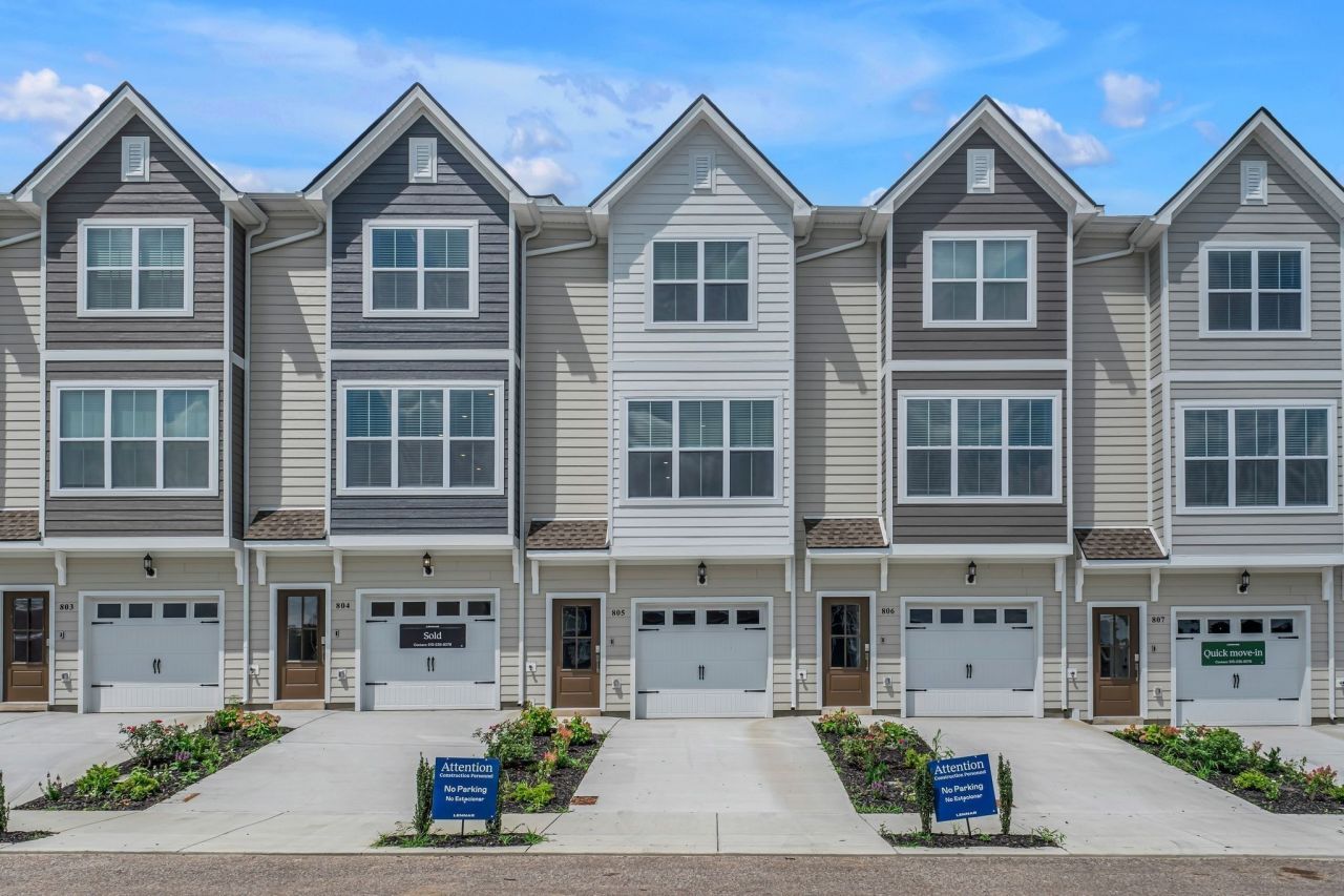 1301 Taylor Circle, Chapel Hill, TN 37034 Main Photo