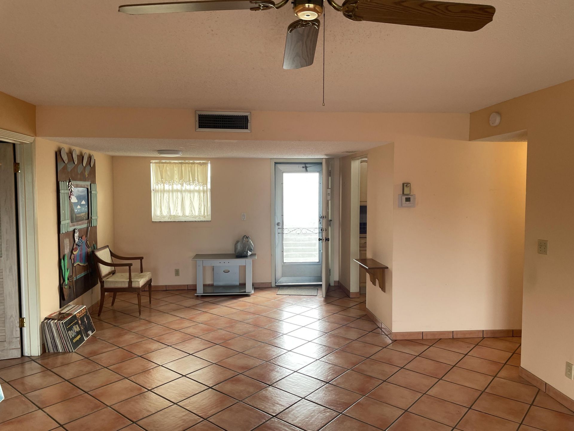 729 Lori Drive, Unit 405, Palm Springs, FL 33461 Photo