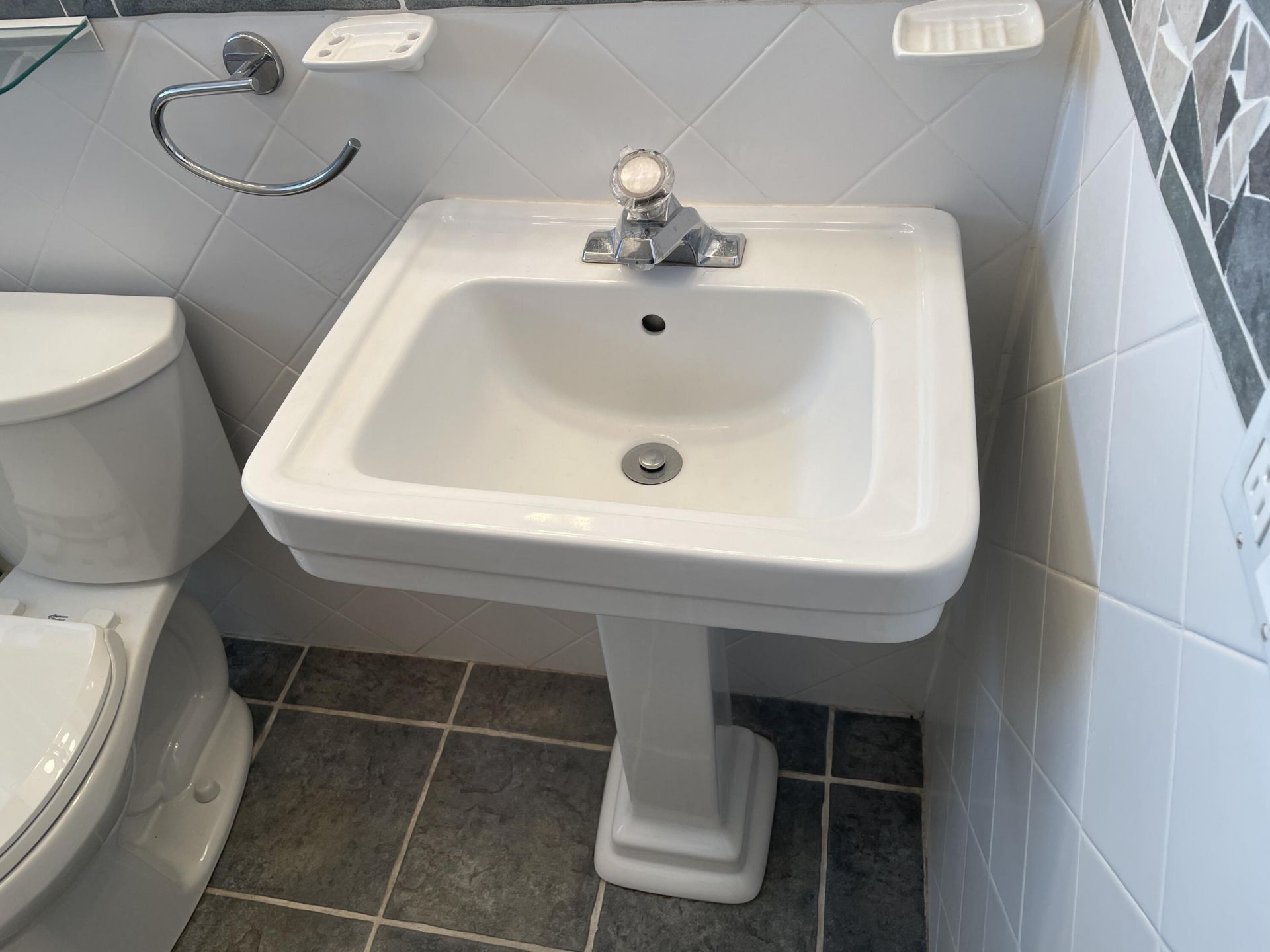 729 Lori Drive, Unit 405, Palm Springs, FL 33461 Photo