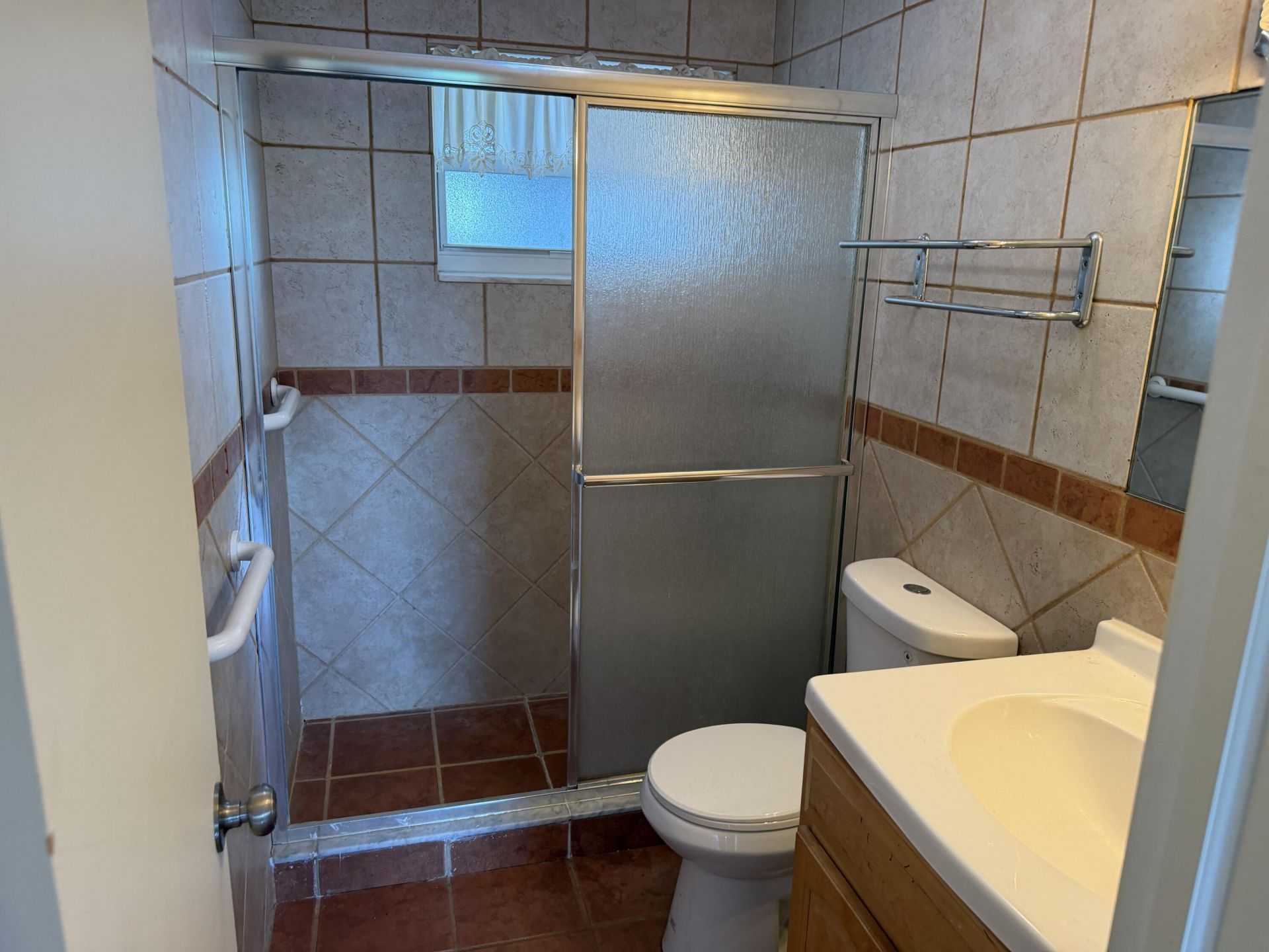 729 Lori Drive, Unit 405, Palm Springs, FL 33461 Photo