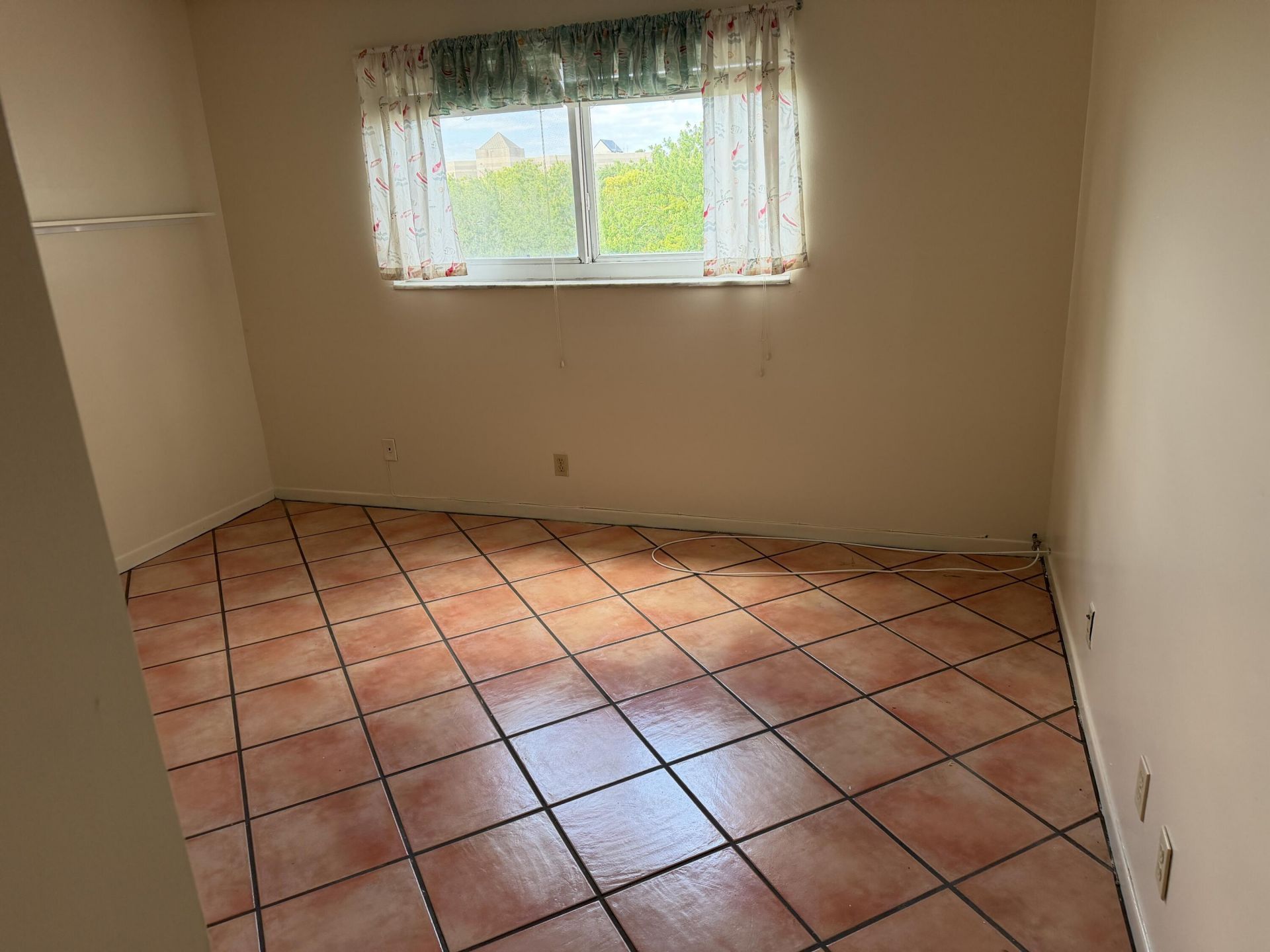 729 Lori Drive, Unit 405, Palm Springs, FL 33461 Photo