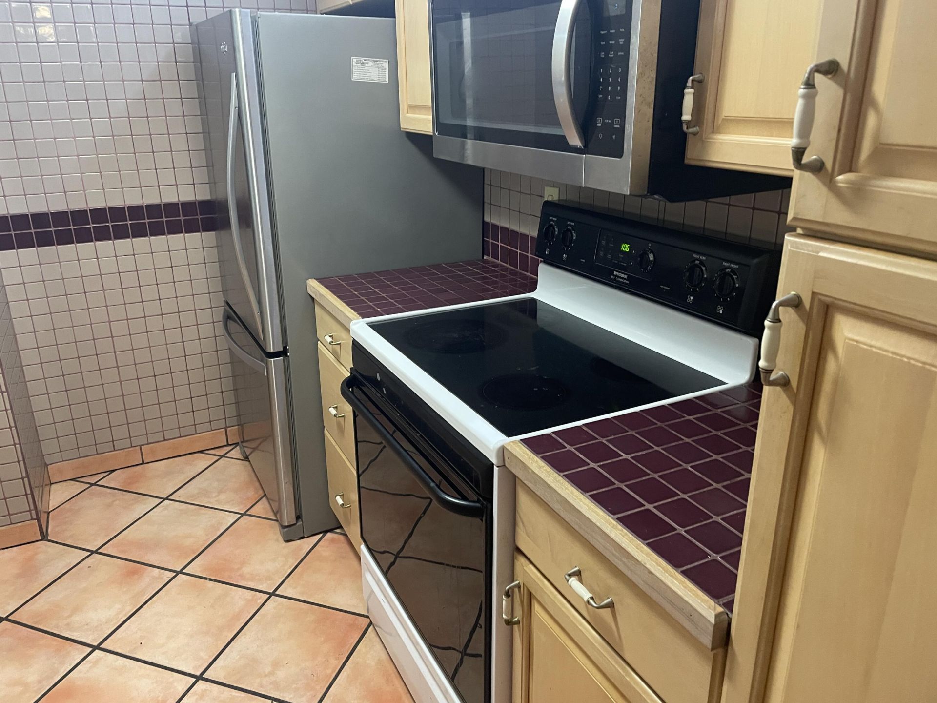 729 Lori Drive, Unit 405, Palm Springs, FL 33461 Photo