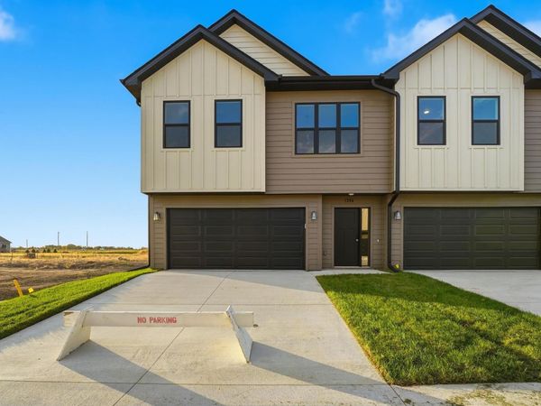 1356 Meadow Rose Place, Waukee, IA 50263